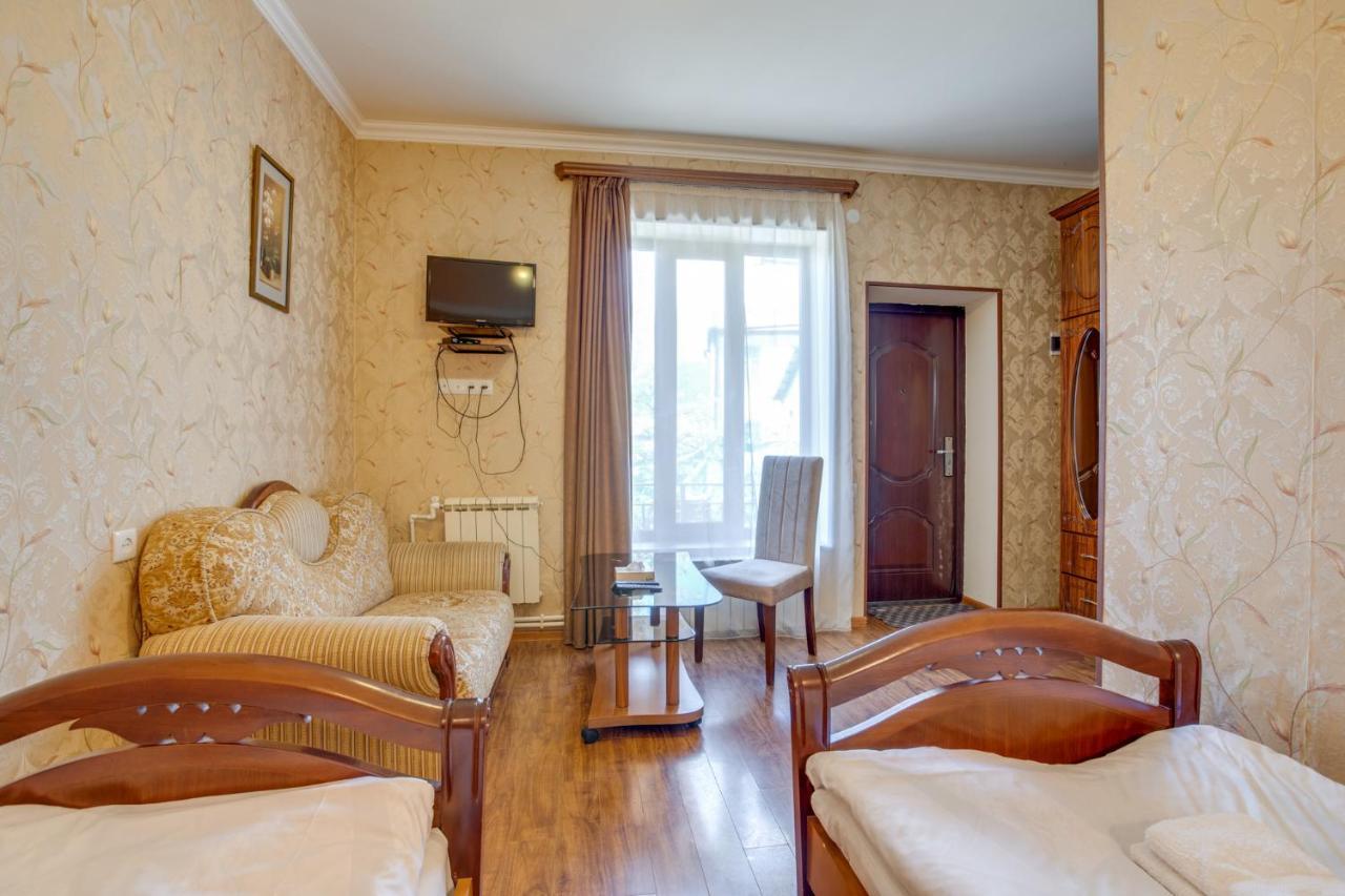 Armenia Guesthouse ディリジャン エクステリア 写真